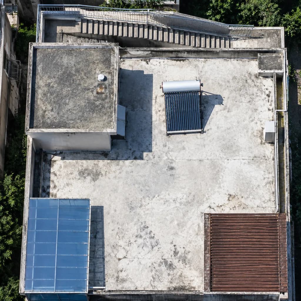 Amélioration d'Image Satellite de Toiture