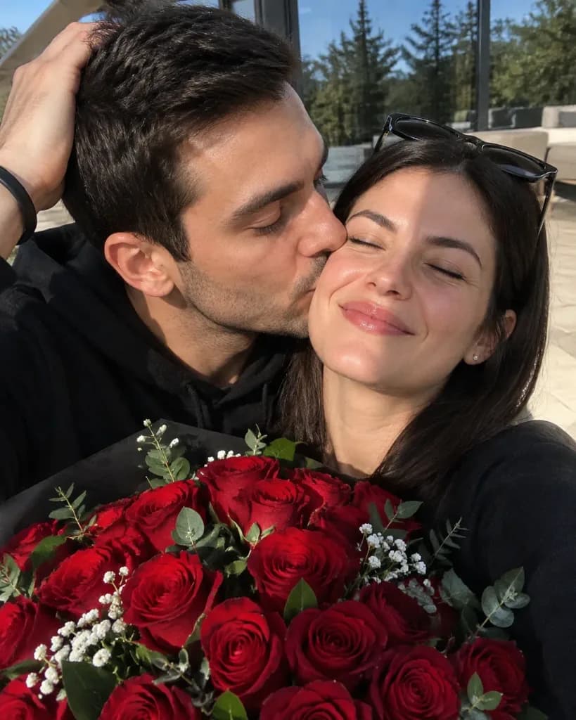 Beijo na Bochecha com Rosas