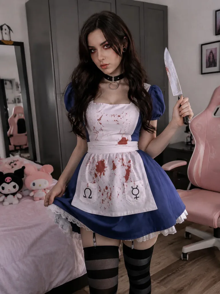 Alice Madness Returns Bedroom Cosplay Portrait