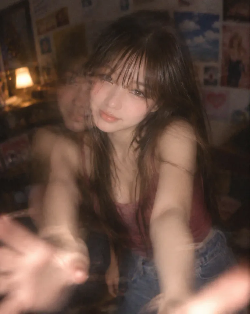 ドリームコア手ブレ風アナログポートレート